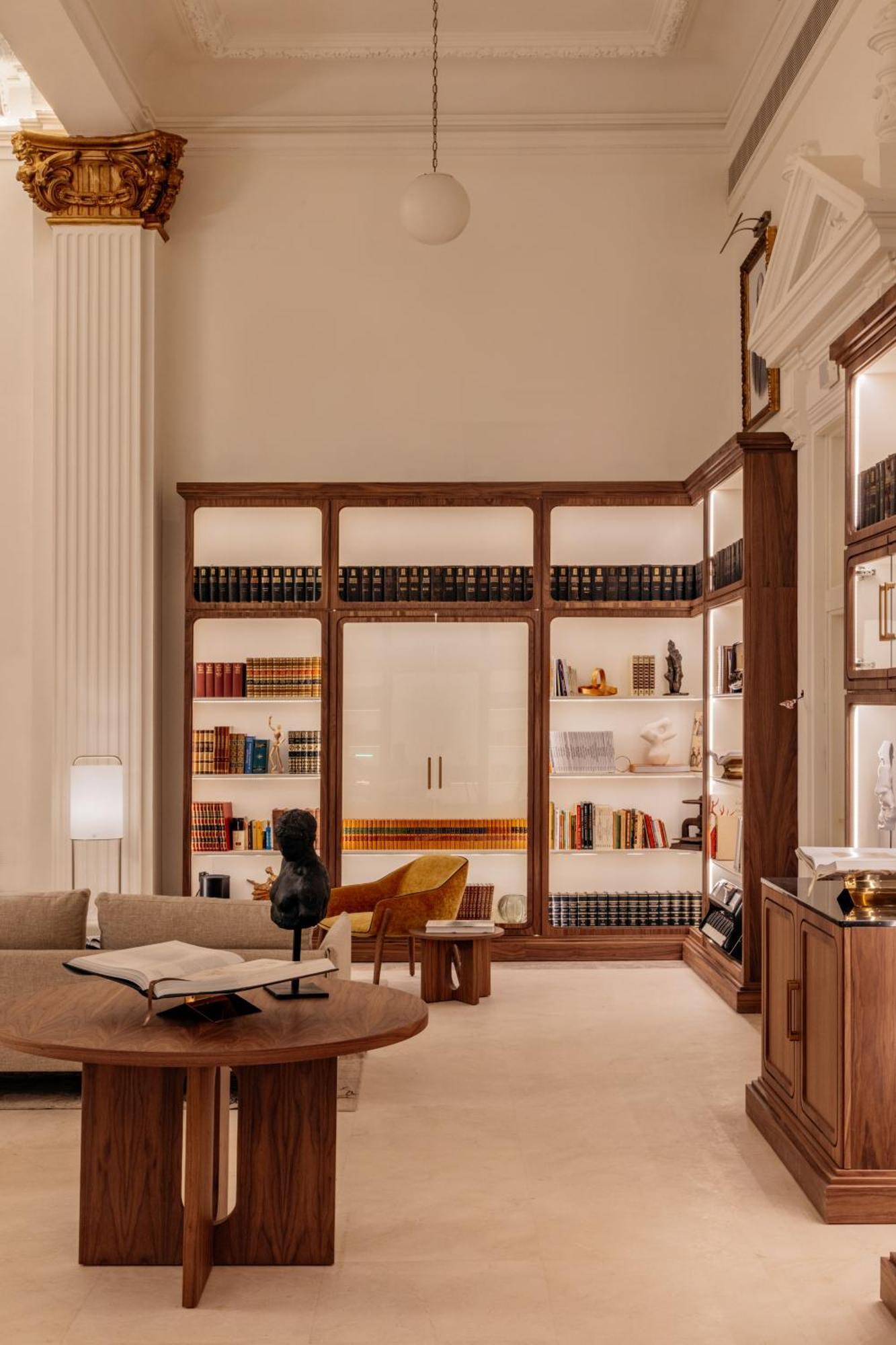 Casa De Las Artes, Member Of Melia Collection Madrid Bagian luar foto